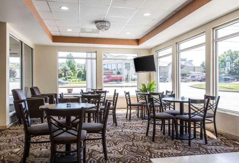 هتل Quality Inn & Suites Danbury Near University