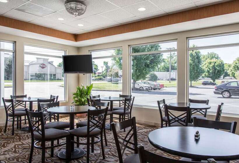 هتل Quality Inn & Suites Danbury Near University