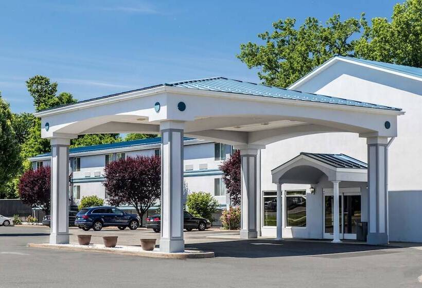 هتل Quality Inn & Suites Danbury Near University