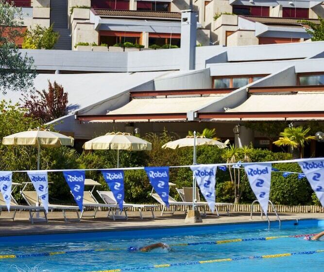 هتل Residence Solemaremma