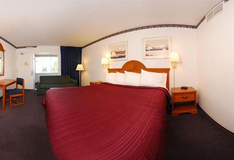 هتل Rodeway Inn & Conference Center