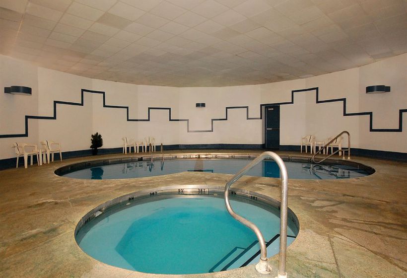 Отель Rodeway Inn & Conference Center