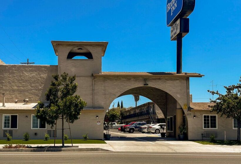 ホテル Rodeway Inn National City San Diego South