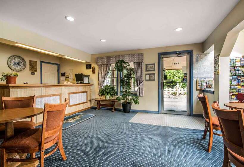 هتل Rodeway Inn Rutland