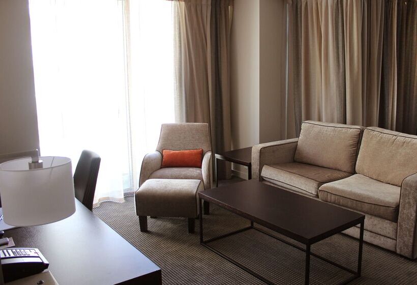 Отель Rydges Wellington