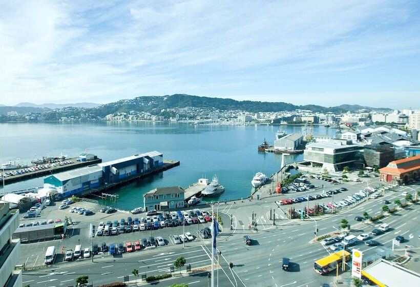 Отель Rydges Wellington