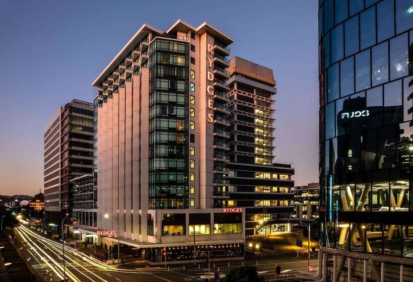 Отель Rydges Wellington