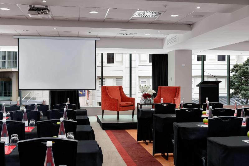 Отель Rydges Wellington