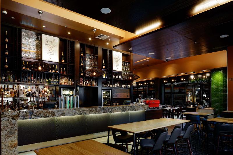 Отель Rydges Wellington