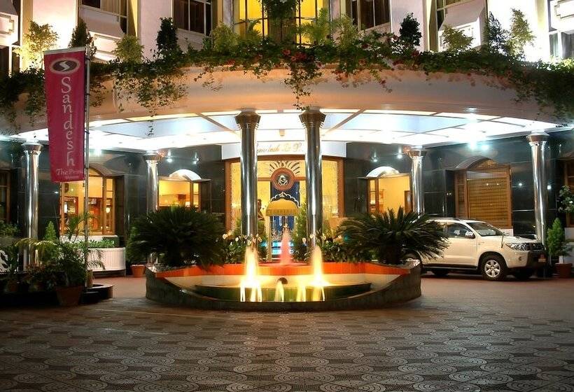 فندق Sandesh The Prince