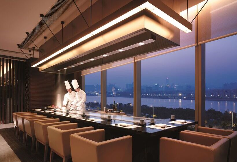 בית מלון כפרי Shangri La Guangzhou 3 Minutes By Walking To Canton Fair Complex