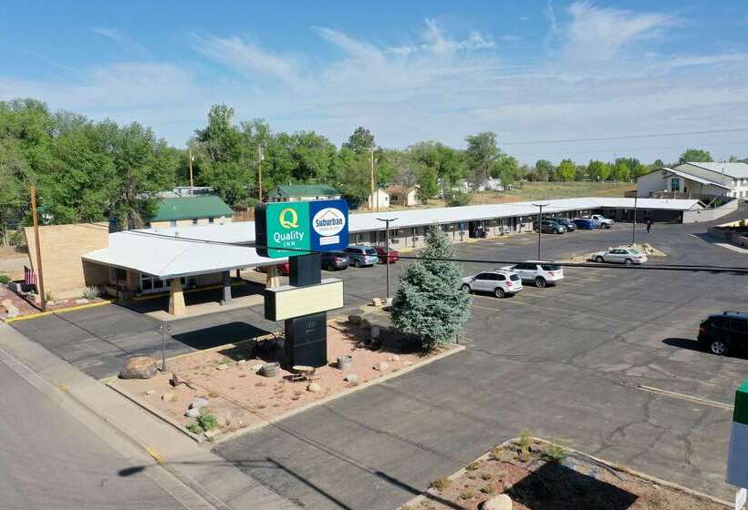 هتل Suburban Studios Near Mesa Verde
