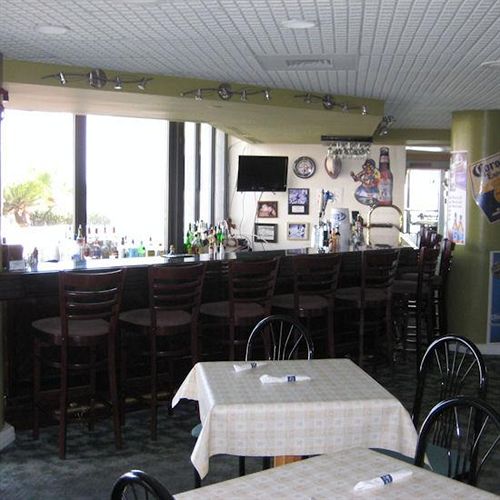 فندق Surfside Resort