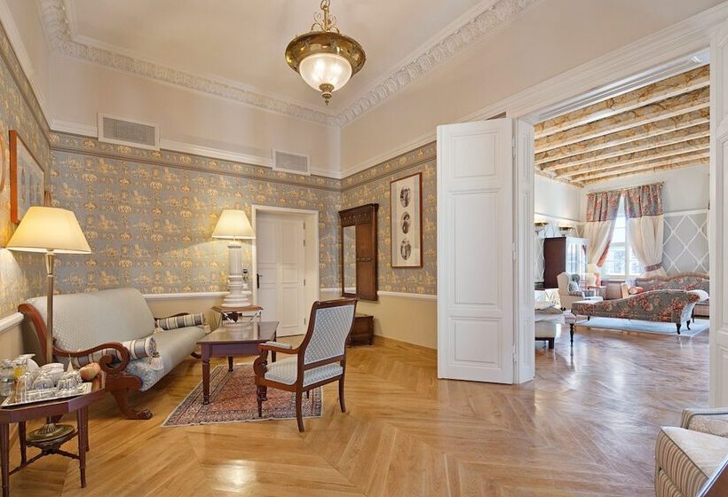 ホテル The Bonerowski Palace Boutique