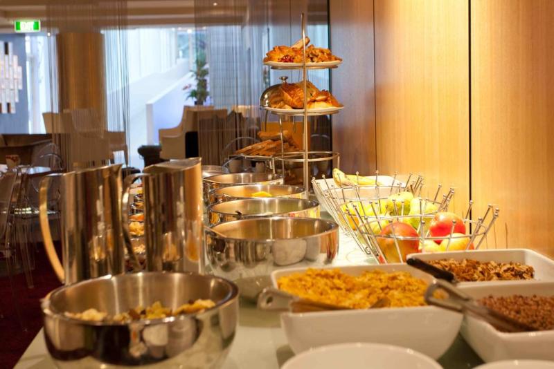 The Quadrant Hotel & Suites