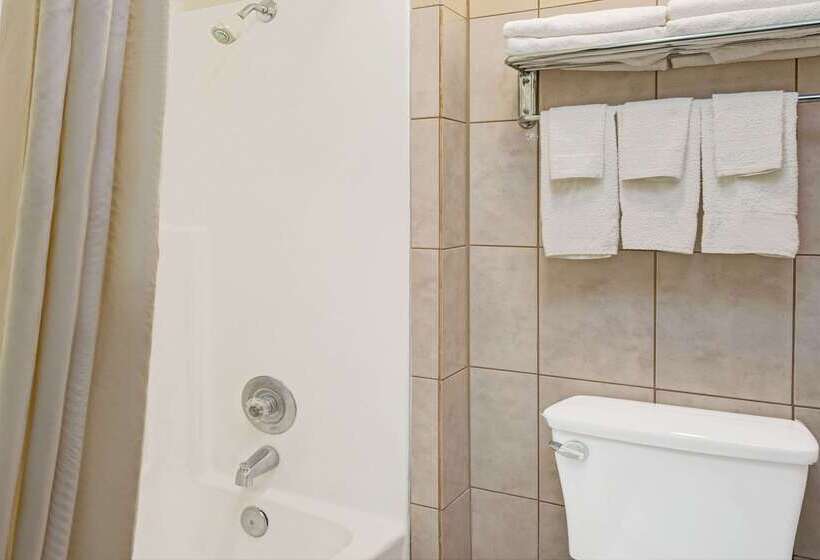 فندق Travelodge By Wyndham Sacramento / Rancho Cordova