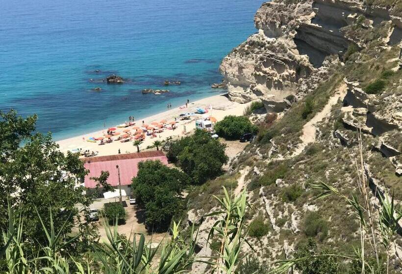 Отель Tui Blue Tropea