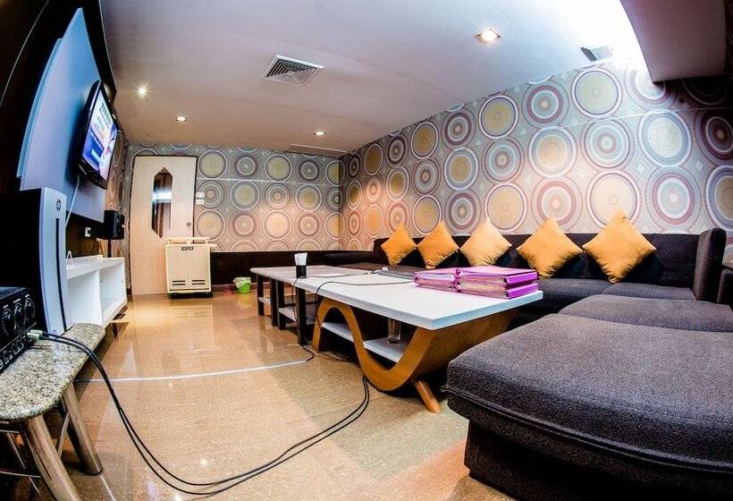 호텔 The Twin Lotus