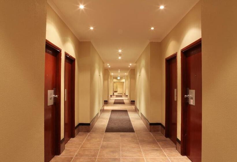 هتل Wilderness Beach