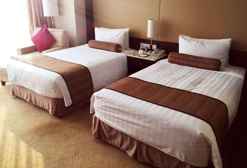 Howard Johnson Huaihai Hotel Shanghai