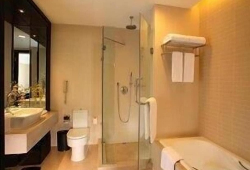 Howard Johnson Huaihai Hotel Shanghai