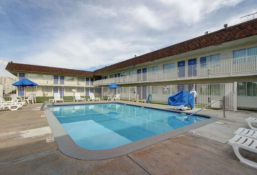 Motel 6 Denver, Co Airport