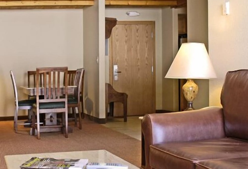 Mountain Edge Suites At Sunapee, Ascend Hotel Collection
