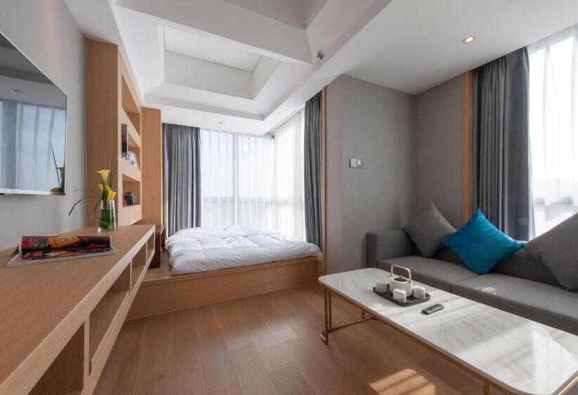 فندق Shanghai Baixia Pagoda