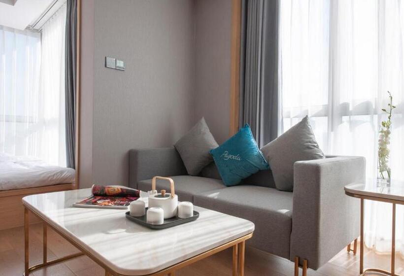 فندق Shanghai Baixia Pagoda