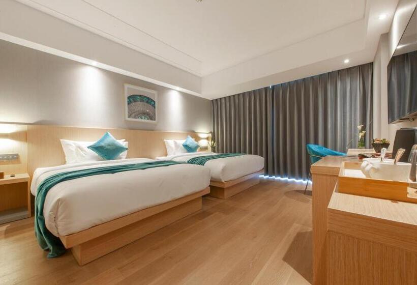 فندق Shanghai Baixia Pagoda