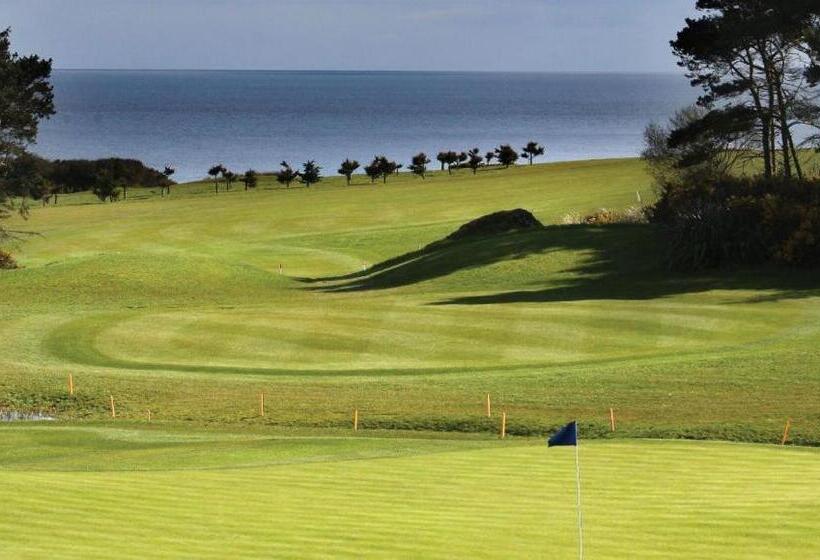 Seafield Hotel & Spa Resort