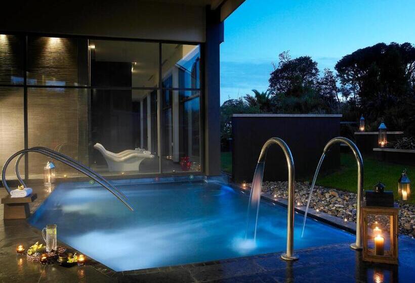 Seafield Hotel & Spa Resort