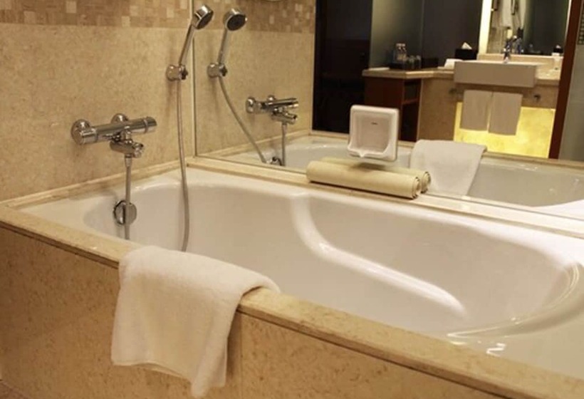 Swissotel Grand Shanghai