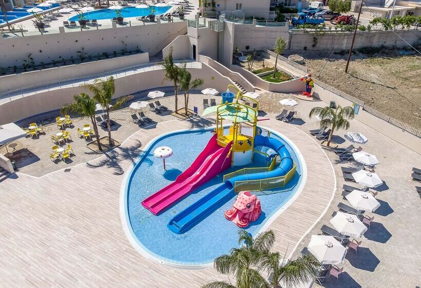 Venezia Resort
