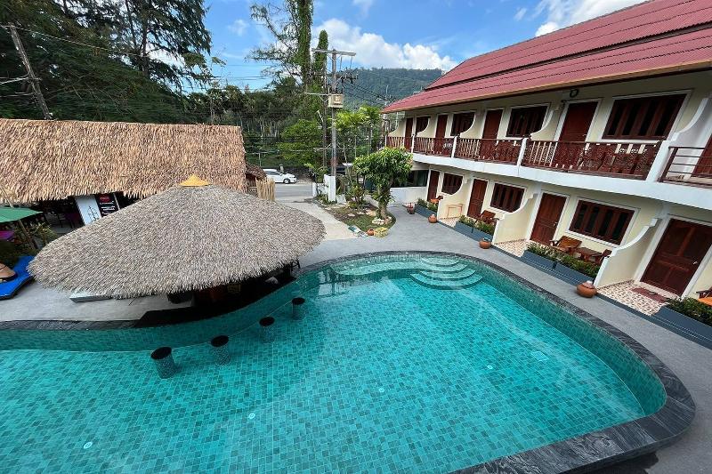 هتل Ginis Beach Resort