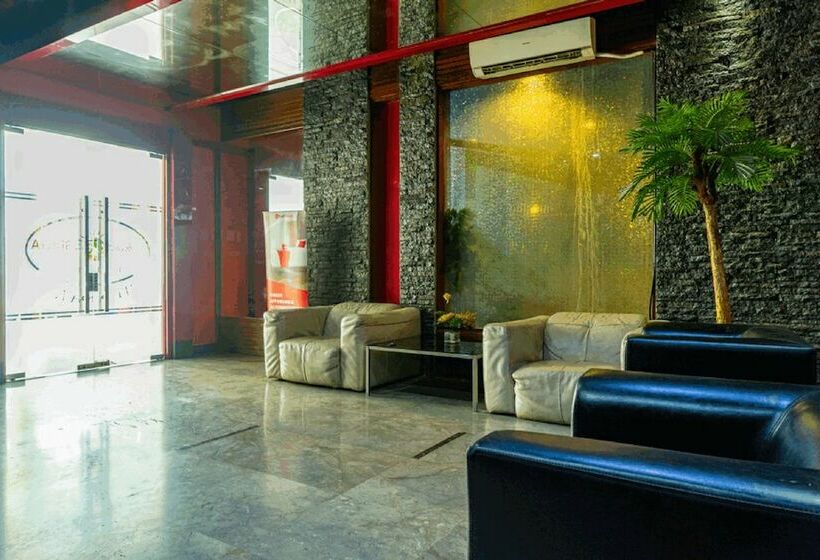 Отель Reddoorz Plus Near Chadstone Mall