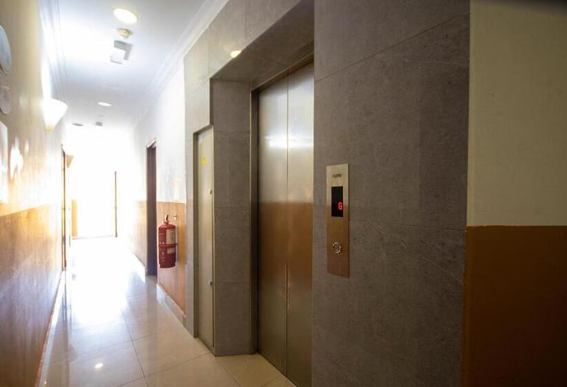 فندق Sun Inns Permas Jaya