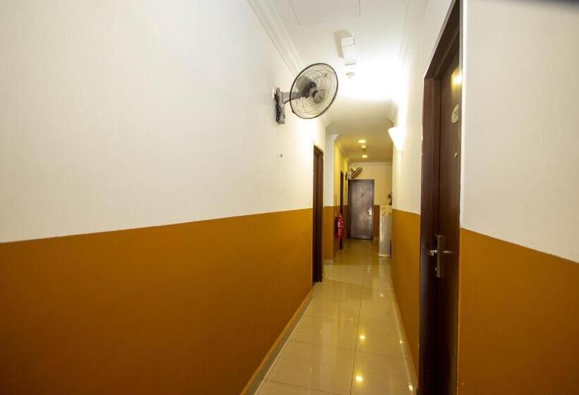 فندق Sun Inns Permas Jaya