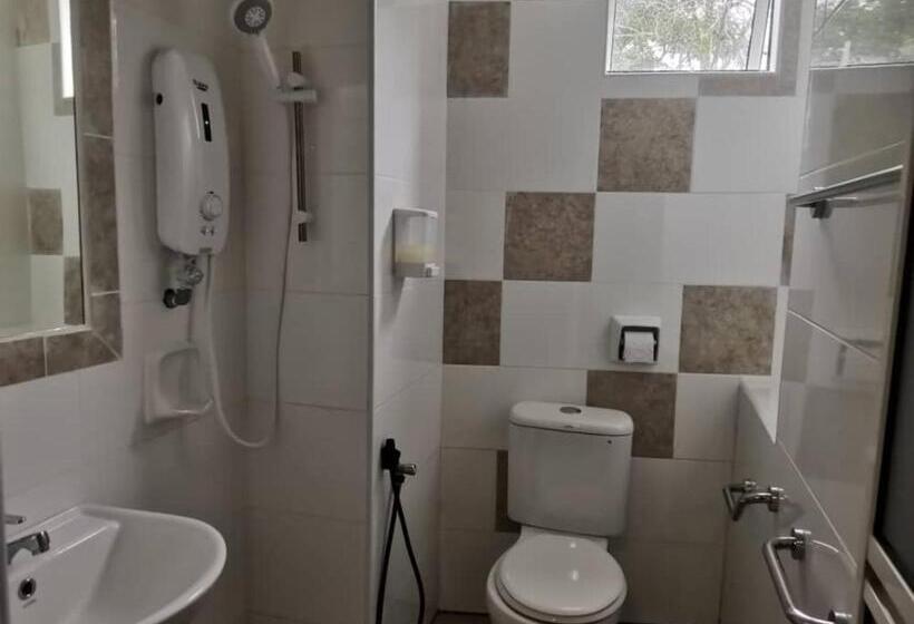 فندق Sun Inns Permas Jaya