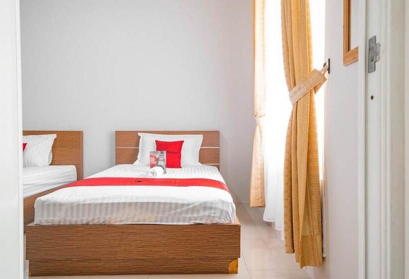 펜션 Reddoorz Near Siloam Karawaci 3