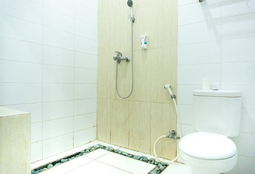 پانسیون Reddoorz Plus @ Ende City Center