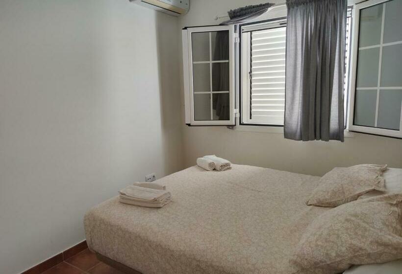 Apartamentos Juan Benítez