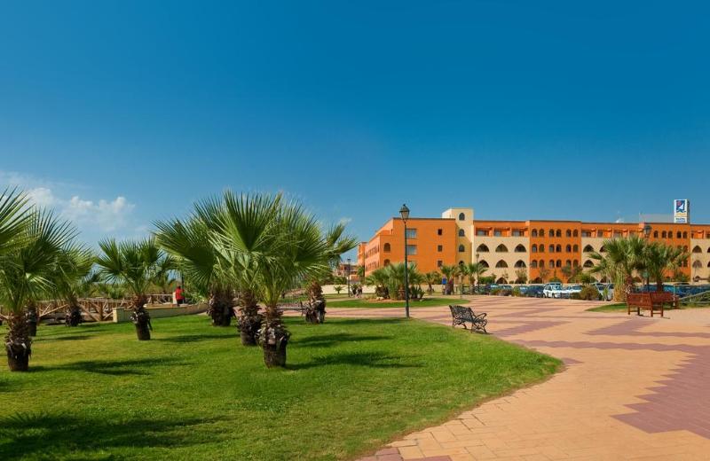 Apartamentos Playamarina