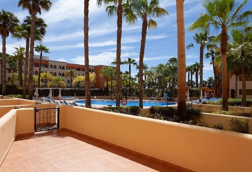 Apartamentos Playamarina