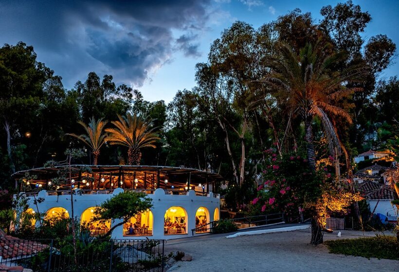Arbatax Park Resort, Telis