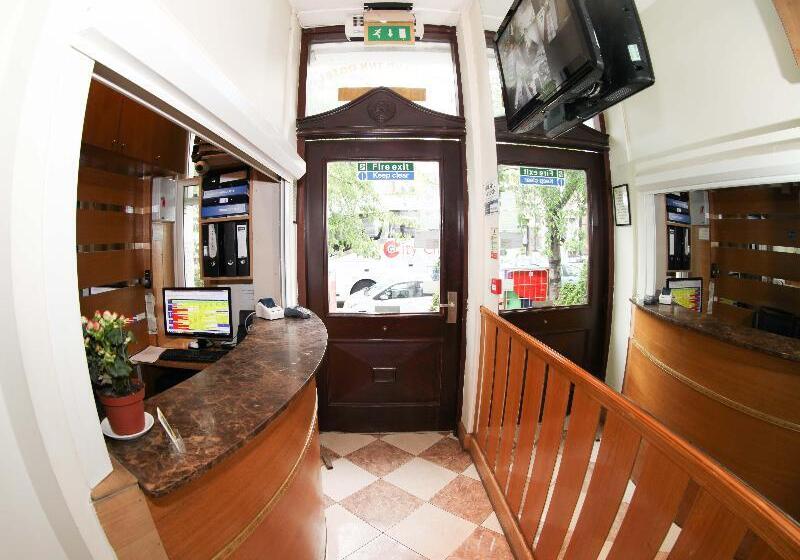 مبيت وإفطار Holland Inn