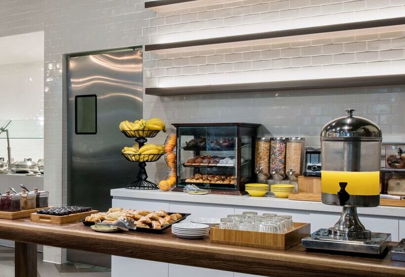 Doubletree By Hilton Hotel Miami Airport & Convention Center