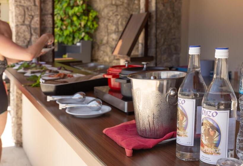 Отель Aeolos Beach Resort