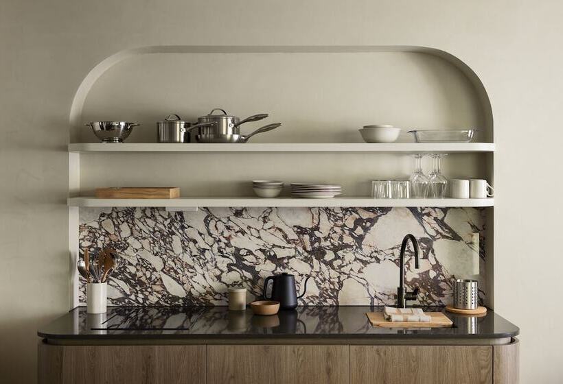 هتل Att I Kvadraturen