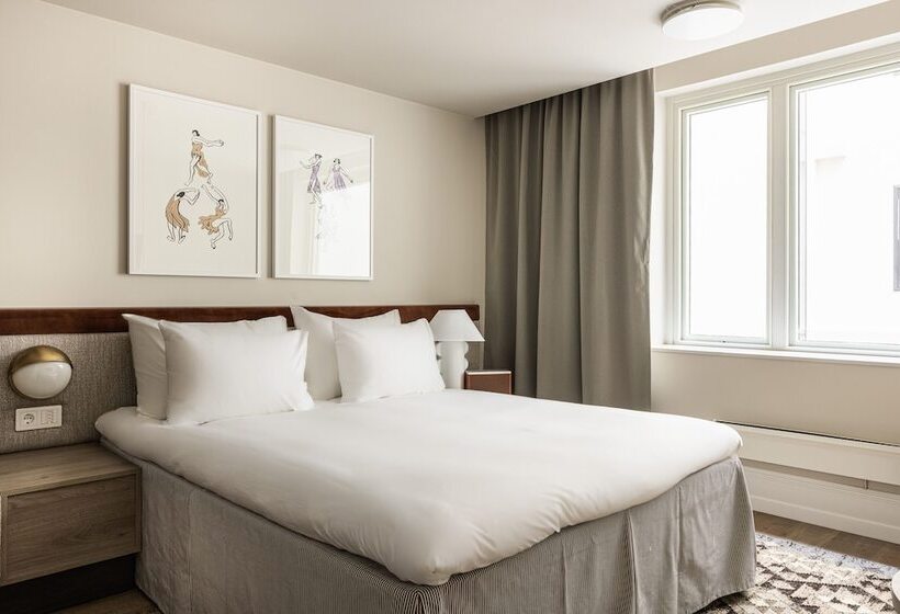 هتل Att I Kvadraturen